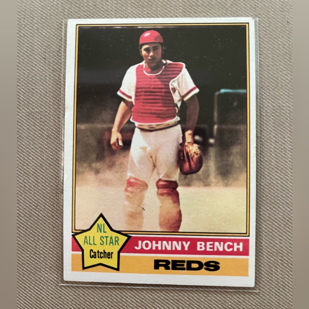 1976 Topps baseball Johnny Bench #300